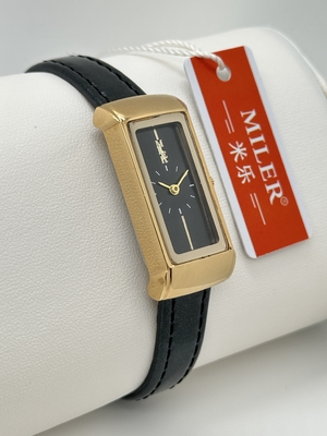 Luminous Quartz Wrist Watch Modern Style for High Competitio