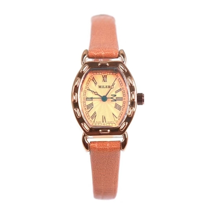 Modern comfortable Leather Band Quartz Watch Engraved Logo Case Back