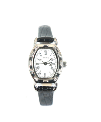 Modern comfortable Leather Band Quartz Watch Engraved Logo Case Back
