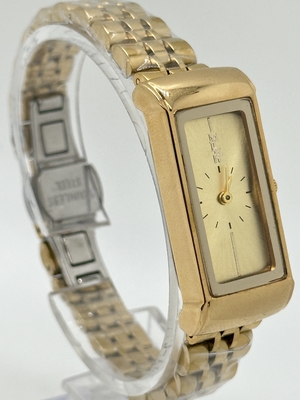Analog Display Stainless Steel Strap Watch Mineral Dial Wrist Watch With Metal Strap