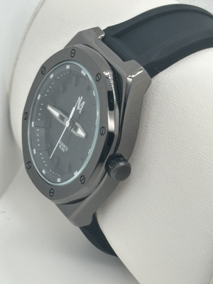 Luminous Hands Silicon Strap Watch Quartz Movement With 20mm Band