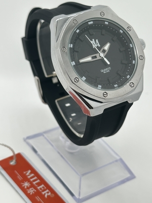 Casual Silicon Strap Watch 30m Water Resistance With 40mm Case