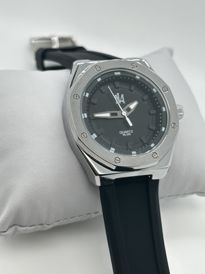 Fashion Sports Silicon Strap Watch Waterproof Analog For Men And Women