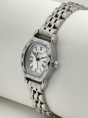 Mineral Dial Stainless Steel Watch with Date Display and Luminous Hands