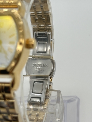 Round Dial 18mm Stainless Steel Strap Watch Waterproof Analog Quartz Watch