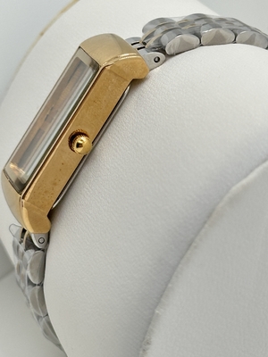 China Hot Selling Factory Quartz Lady Stainless Steel Strap Simple Watch