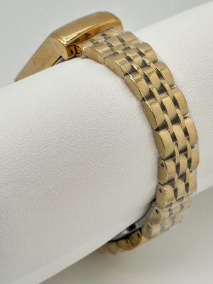 Manufacturer New Design Fashion Stylish Ladies Hand Wrist Quartz Watch