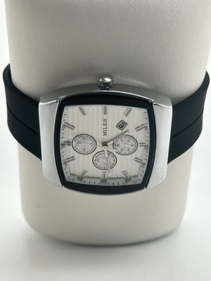 Trendy Silicone Belt Quartz Wrist Watch Water Resistant Men's Fashion Wrist Watch