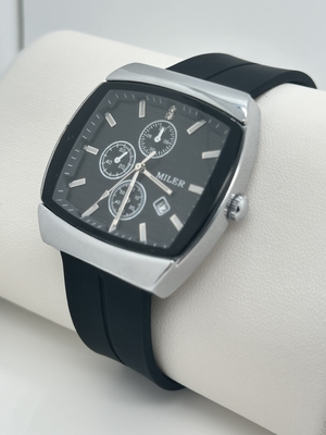 Comfortable and Secure Elegant Men s Quartz Wrist Watch for Everyday Wear