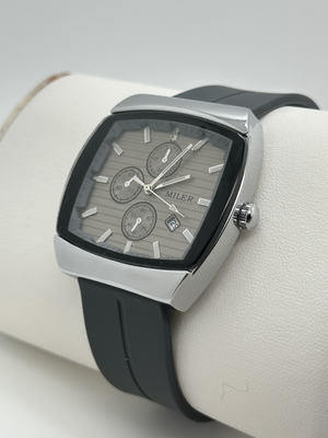 Scratch Resistant Men's Quartz Timepiece Fashion Water Resistant Wrist Watch