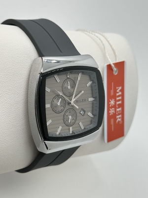 Scratch Resistant Men's Quartz Timepiece Fashion Water Resistant Wrist Watch