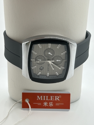 Scratch Resistant Men's Quartz Timepiece Fashion Water Resistant Wrist Watch