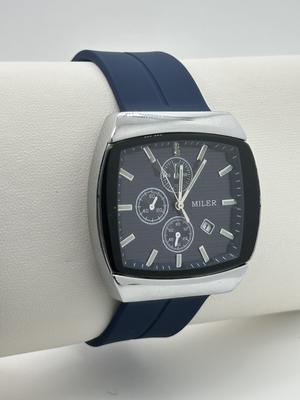 Luminous Leather Strap Quartz Wrist Watch for Business Professionals