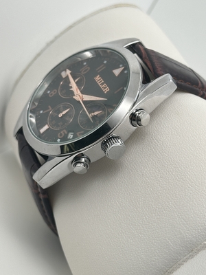 Women's Quartz Light Watch Stylish Waterproof Ladies Luxury Watches
