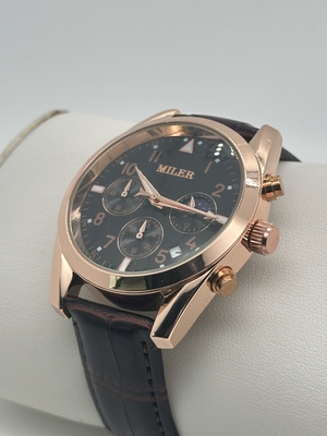 Durable Quartz Light Watch Stylish Women's Leather Wrist Watch