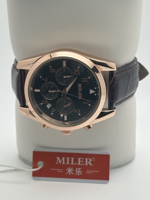 30m Waterproof Light Quartz Watch With Black Dial And Mineral Glass Surface