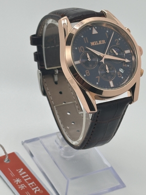 Stylish Black Dial Quartz Watch 30m Waterproof Mineral Glass Surface Material