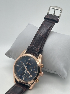 Stylish Black Dial Quartz Watch 30m Waterproof Mineral Glass Surface Material