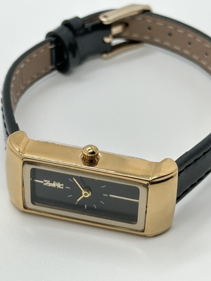 Fashionable Chic Leather Strap Quartz Watch Stainless Steel Stylish Quartz Wrist Watch