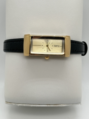 Exquisite Stainless Steel Leather Strap Quartz Watch With Personalized Engraving Option