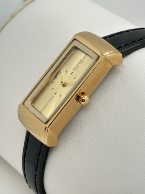 Unique Leather Strap Quartz Watch Personalized Leather Wristband Watch