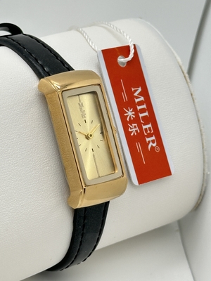 Unique Leather Strap Quartz Watch Personalized Leather Wristband Watch
