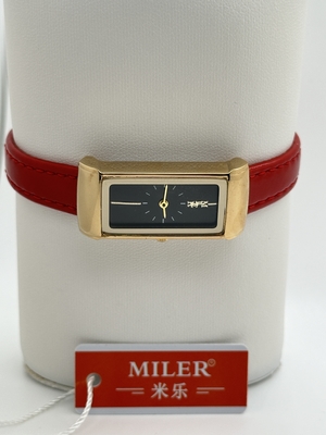 Modern Leather Strap Watch Waterproof With Laser Engraved Logo For 18-45 Year Olds