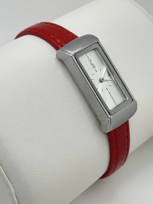Personalized Men Leather Strap Quartz Watch For Fashion Enthusiasts