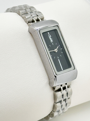 Fashion Silver Stainless Steel Strap Watch Waterproof Men And Women Watches