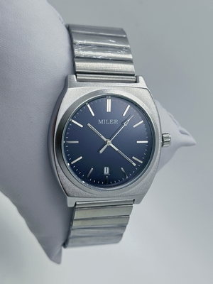 Stylish Stainless Steel Strap Watch 3ATM Waterproof Digital Display Quartz Movement