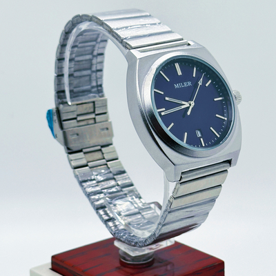 18mm Classic Stainless Steel Strap Watch Water Resistant To 30m With Luminous Hands