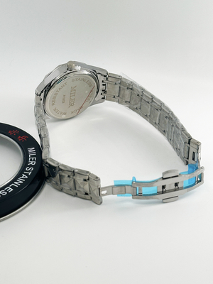 Waterproof And Stainless Steel Strap Watch With Digital Display And Quartz Movement