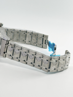 Waterproof and Stainless Steel Strap Watch with Digital Display and Quartz Movement