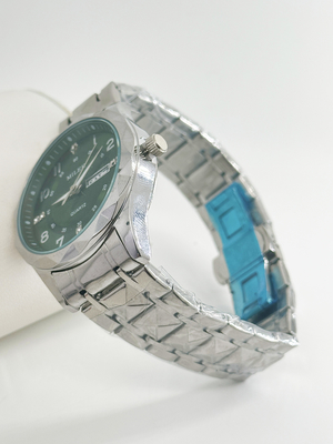 Stainless Steel Strap Watch Perfect Combination Of Style And Functionality