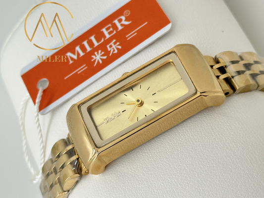 OEM Engraved Leather Strap Quartz Watch With Customized Packaging