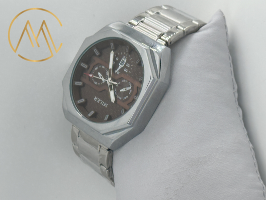 Diamond Type Case Shape Stainless Steel Strap Watch with Quartz Movement and Customized OEM LOGO