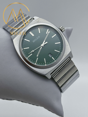 Stylish Men Quartz Watch With Push-Button Hidden Clasp And Mineral Glass