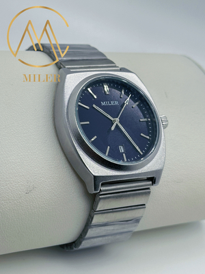 Supplier Stylish Quartz Wrist Watch For Men With Luminous Hands Band