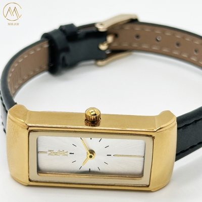 Womens Chic Quartz Watch 30mm Golden Dial Stainless Steel Case Quartz Watch