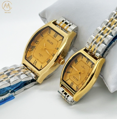 Fashion Minimalist Quartz Wrist Watch For Men And Women 30m Water Resistance