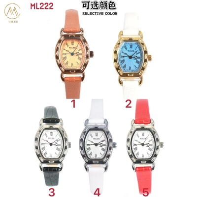 Modern Leather Strap Quartz Watch with 30M Water Resistance