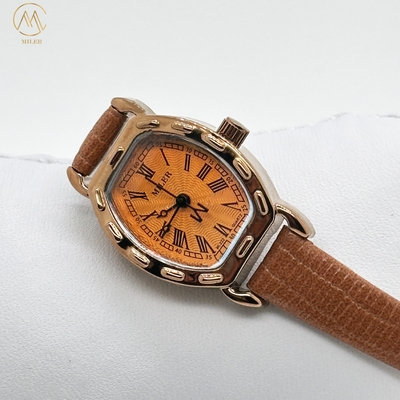 Fashion White Dial Ladies Quartz Wrist Watch With Leather Band And Luminous Hands