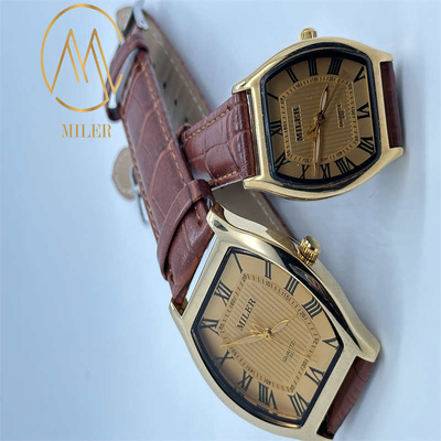 Water Resistance 30 Meters Leather Strap Quartz Watch Modern and Customizable