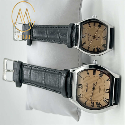 Leather Strap Quartz Watch With 30 Meters Waterproof For Young People High-Performance