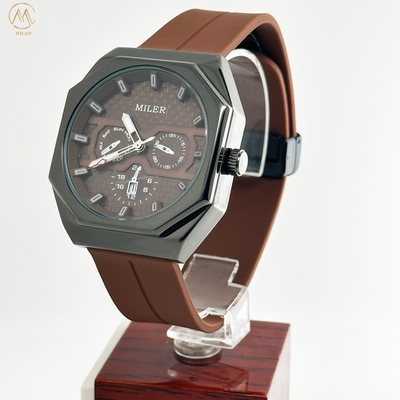 OEM / ODM Sporty Silicone Strap Waterproof Lady and Men Watch Couple Watch