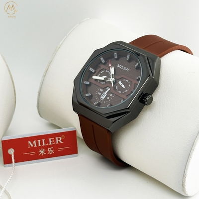 OEM / ODM Sporty Silicone Strap Waterproof Lady and Men Watch Couple Watch