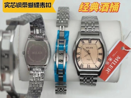 Elegant Analog Quartz Stylish Couple Watch With Stainless Steel Case And Buckle Strap