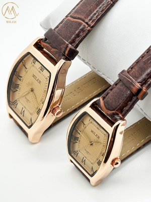 Stylish Men Quartz Watch Water Resistant Couple Quartz Watch With Leather Band