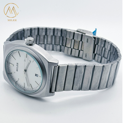 Aqua Resistant Quartz Stainless Steel Men Watch With Analog Display And Luminous Hands