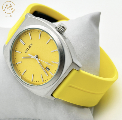 Factory Wholesale Waterproof Silicon Strap Watch Quartz Movement Men's Digital Sports Watches